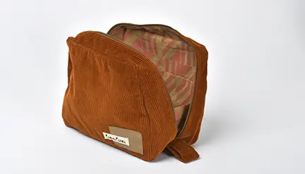 kronenkreuz-kosmetiktasche